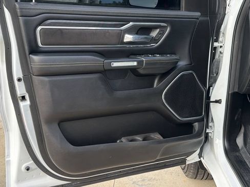 Used 2023 RAM 1500 Laramie AWD/4WD image 11