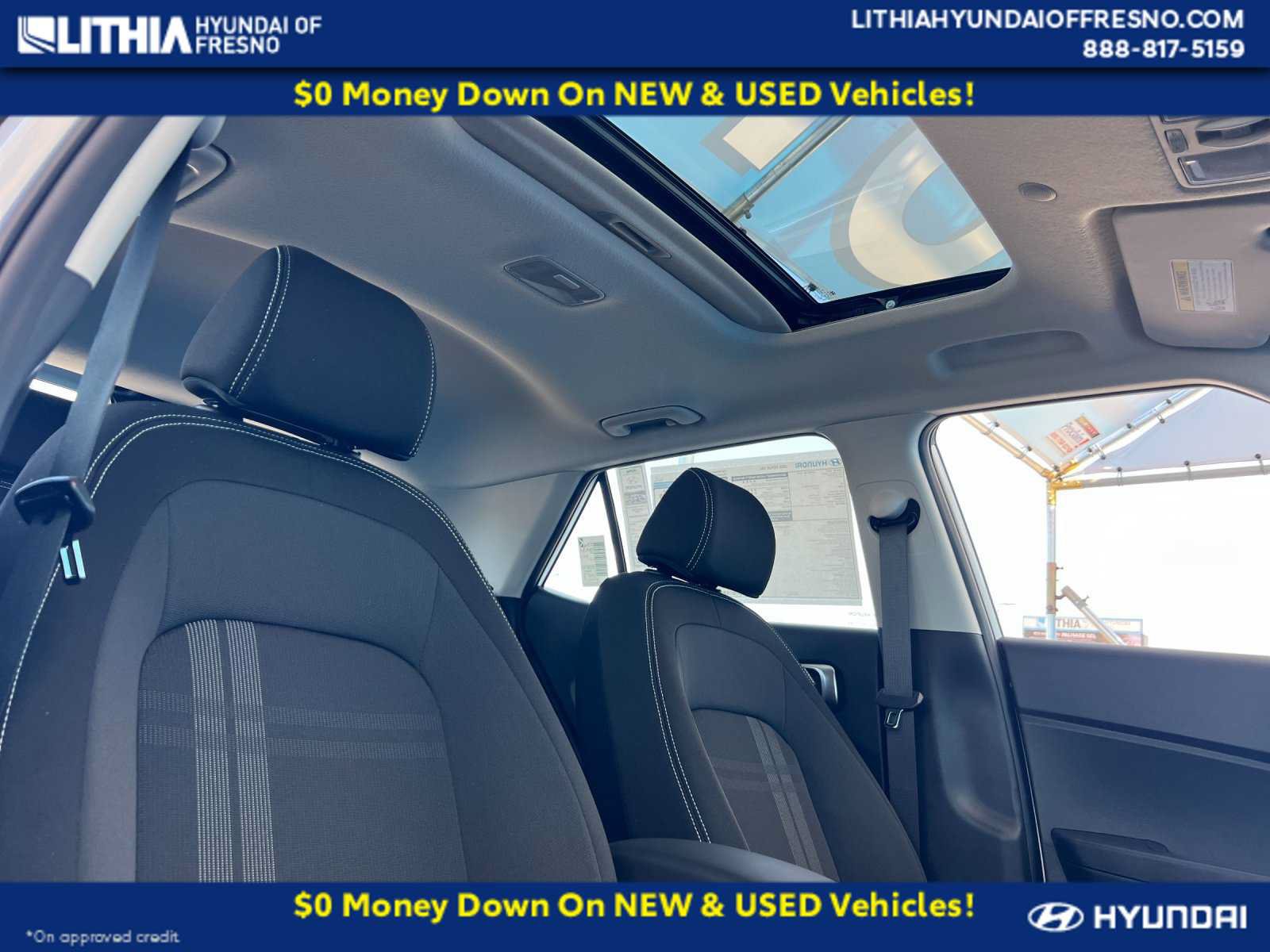 New 2025 Hyundai Venue SEL FWD image 17