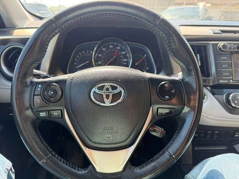 Used 2014 Toyota RAV4 Limited AWD/4WD image 8