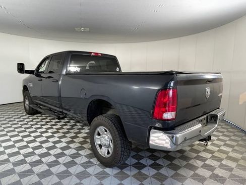 Used 2017 RAM 2500 Tradesman w/ Chrome Appearance Group AWD/4WD image 16