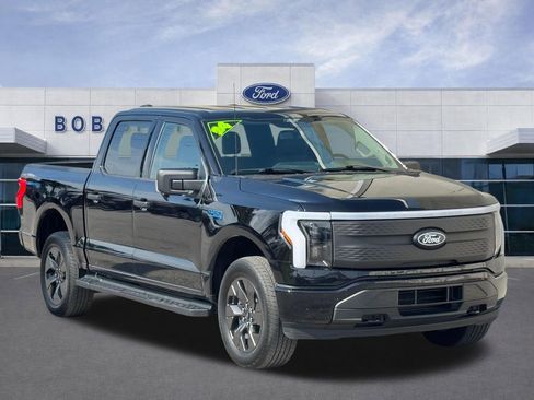 Used 2024 Ford F150 Lightning XLT AWD/4WD image 2