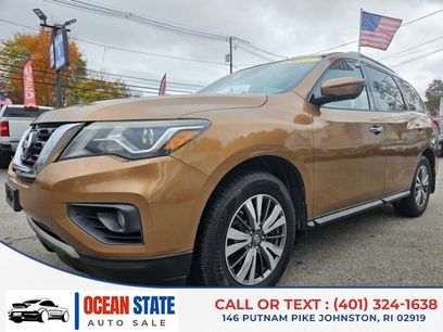 Used 2017 Nissan Pathfinder SL