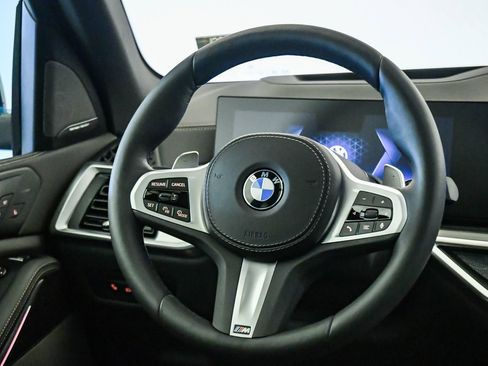 Used 2026 BMW X5 sDrive40i w/ M Sport Package RWD image 13