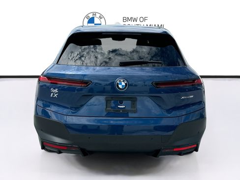 Used 2023 BMW iX xDrive50 w/ Convenience Package AWD/4WD image 6