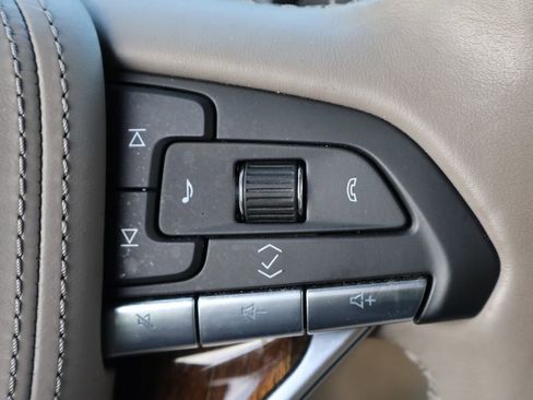 Certified 2023 Cadillac Escalade Premium Luxury Platinum w/ LPO, Radiant Package image 28