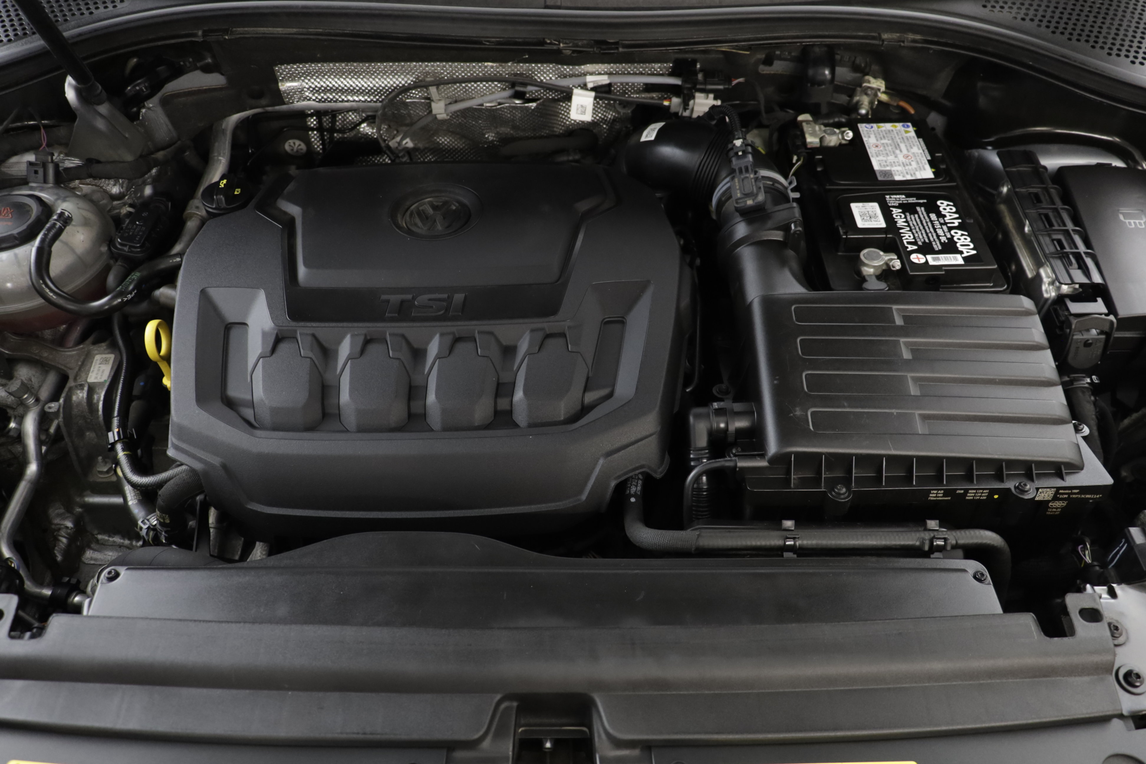 Used 2022 Volkswagen Tiguan SE AWD/4WD image 22