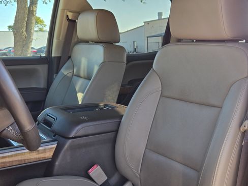 Used 2017 GMC Sierra 1500 SLT w/ Texas SLT Premium Package AWD/4WD image 13
