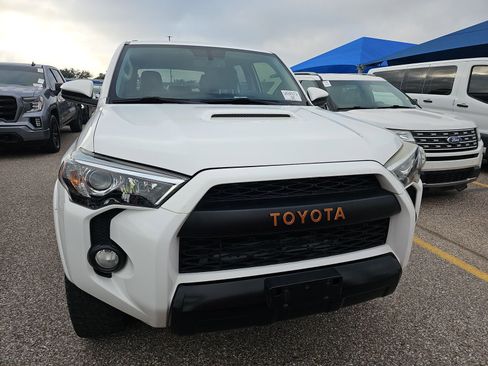 Used 2016 Toyota 4Runner TRD Pro image 2