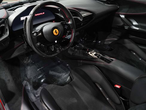 Used 2022 Ferrari SF90 Stradale AWD/4WD image 2