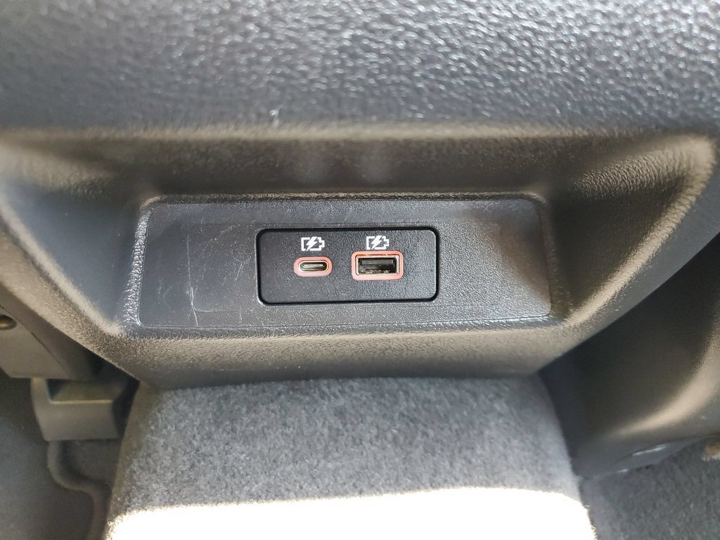 Used 2024 Nissan Altima 2.5 SV FWD image 14