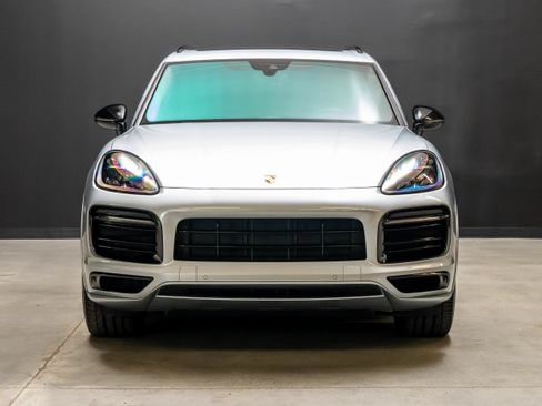Certified 2022 Porsche Cayenne GTS AWD/4WD image 10