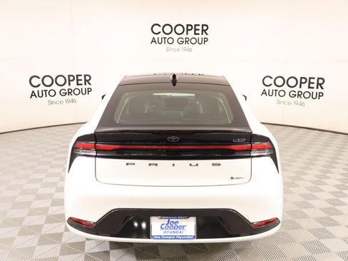 Used 2024 Toyota Prius Limited w/ Limited Premium Package FWD image 22