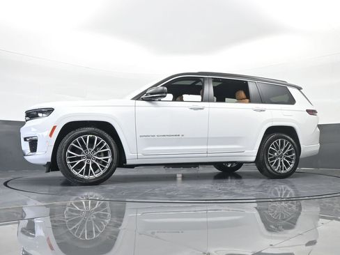 Used 2025 Jeep Grand Cherokee L Summit AWD/4WD image 56