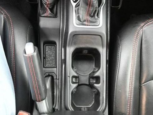 Used 2020 Jeep Wrangler Unlimited Rubicon AWD/4WD image 11