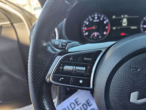 Used 2023 Kia Forte GT image 18