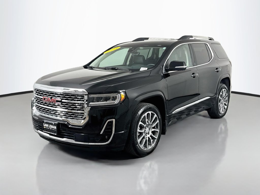 Used 2023 GMC Acadia Denali w/ Denali Ultimate Package FWD image 3