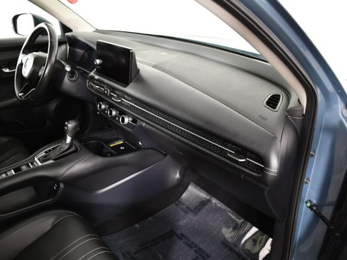 Certified 2024 Honda HR-V EX-L image 41