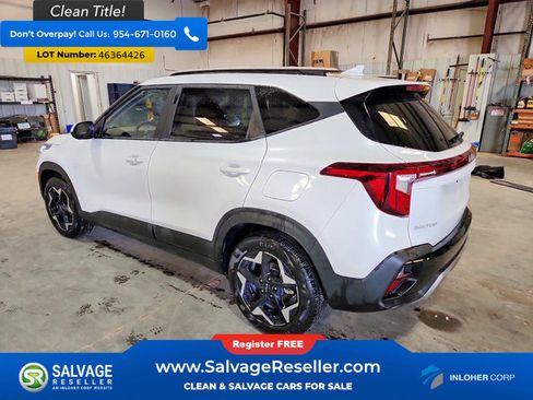 Used 2025 Kia Seltos S image 3