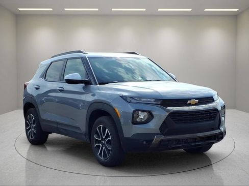Used 2023 Chevrolet TrailBlazer ACTIV w/ Convenience Package AWD/4WD image 20