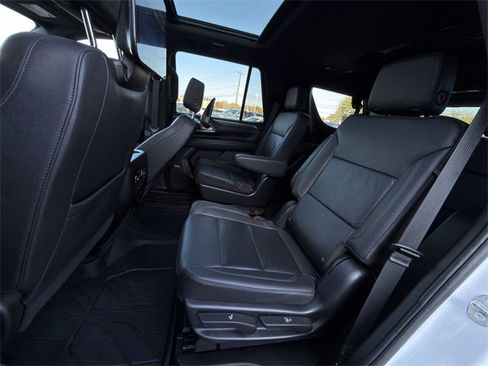 Used 2023 Chevrolet Tahoe Z71 w/ Luxury Package image 30