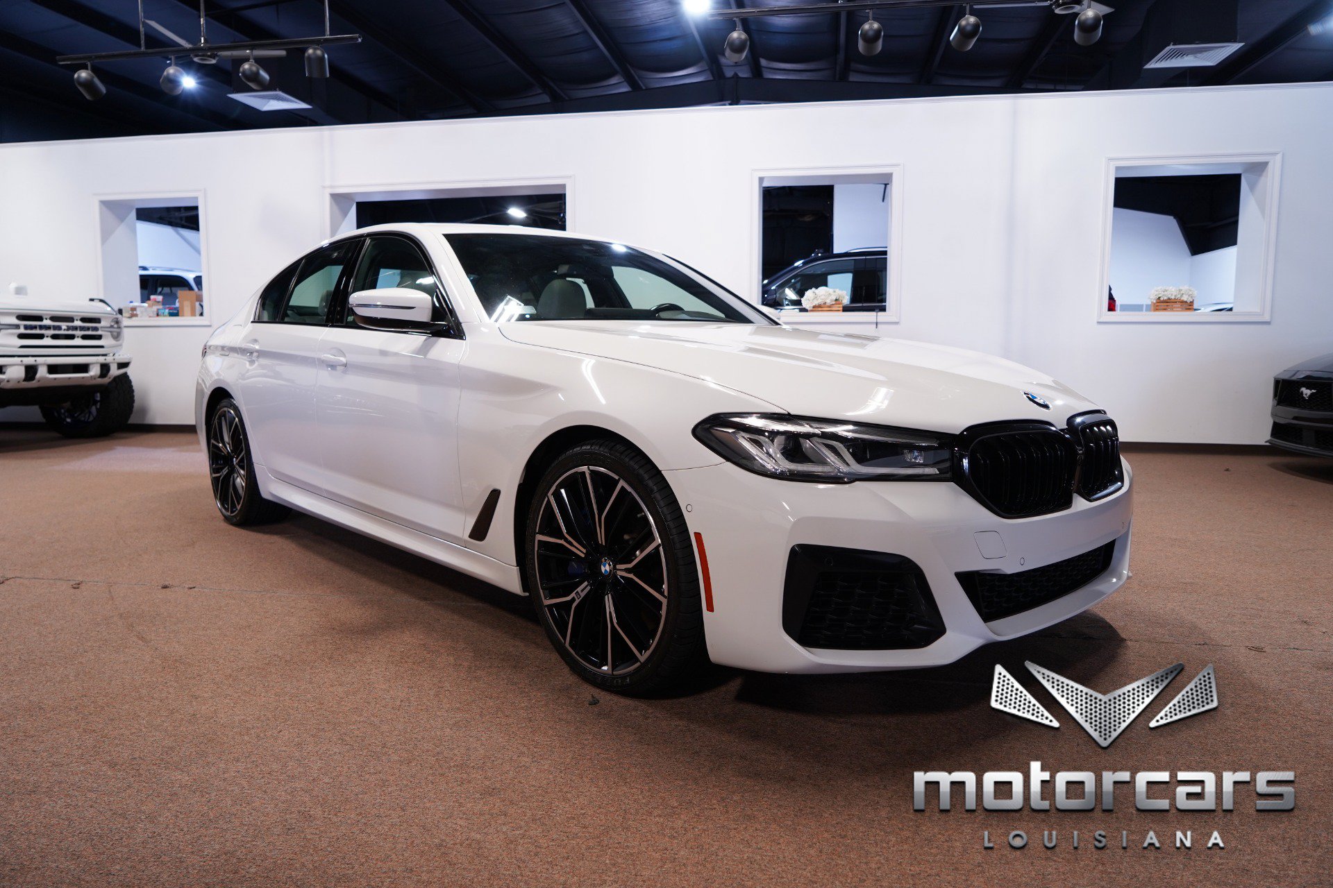 Used 2022 BMW 540i w/ M Sport Package RWD image 9