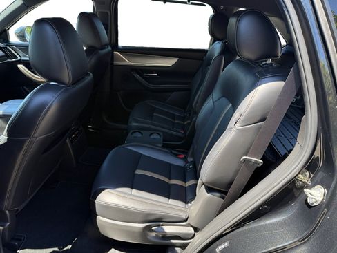 Certified 2024 MAZDA CX-90 Plug-In Hybrid w/ Premium Plus AWD/4WD image 16