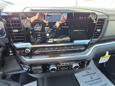 New 2026 GMC Sierra 1500 SLE w/ X31 Off-Road Package image 25