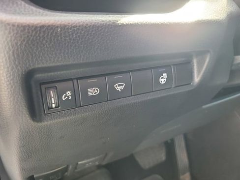 Used 2022 Toyota RAV4 XLE w/ XLE Grade Weather Package image 17