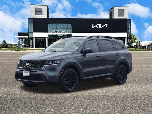 Used 2023 Kia Sorento S AWD/4WD image 4