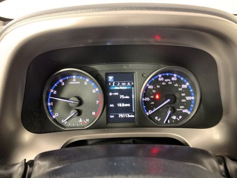 Used 2017 Toyota RAV4 XLE image 19