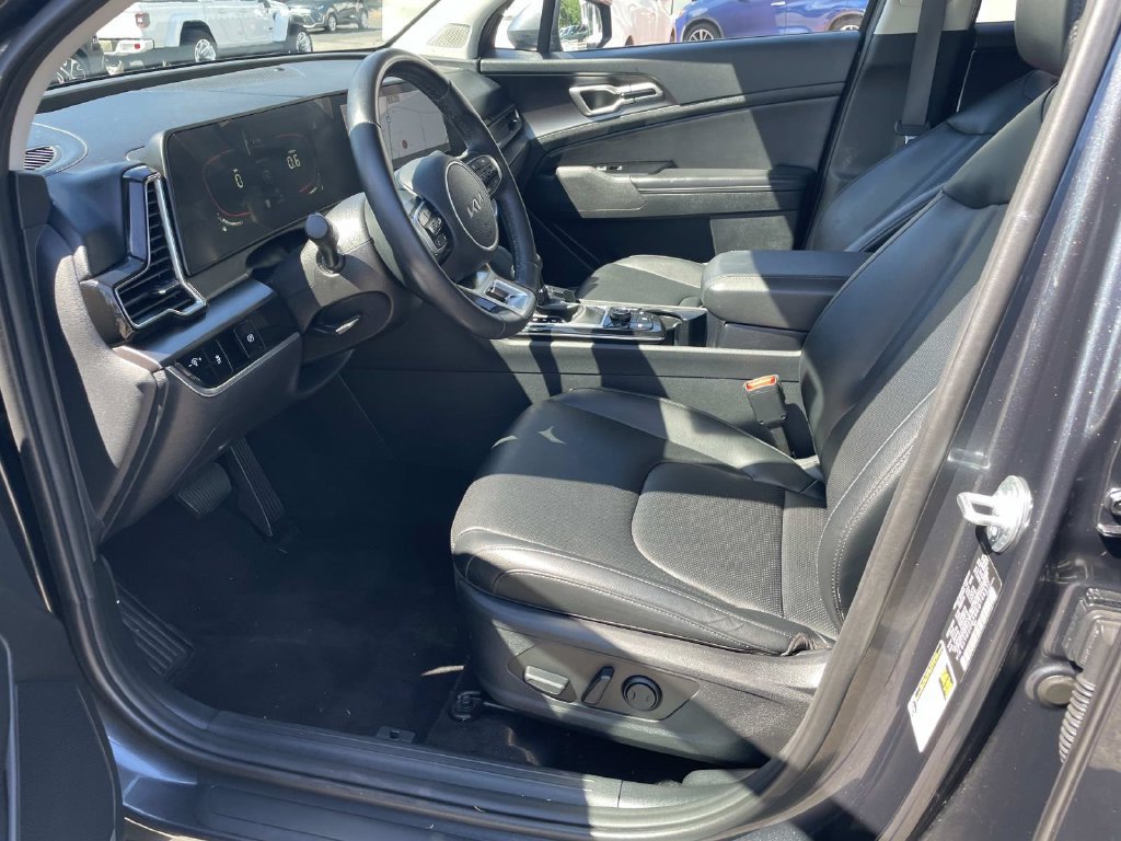 Used 2024 Kia Sportage EX AWD/4WD image 18