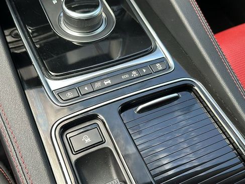 Used 2020 Jaguar F-PACE Checkered Flag AWD/4WD image 18