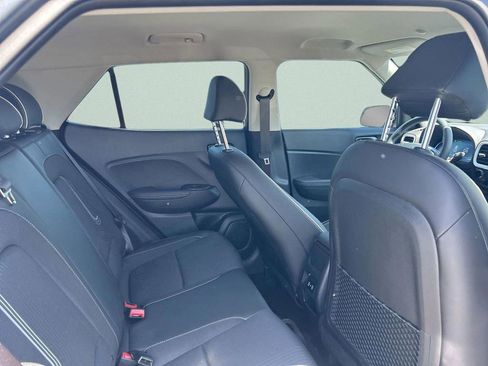 New 2026 Hyundai Venue SEL image 19