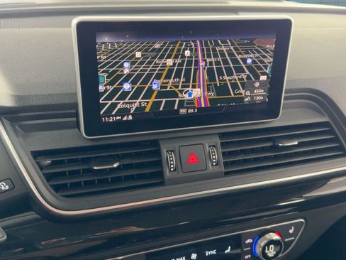 Used 2018 Audi Q5 2.0T Premium Plus w/ Premium Plus Package image 23