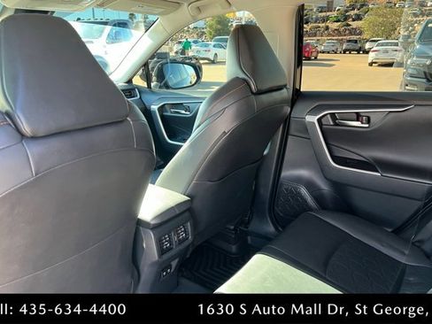 Used 2021 Toyota RAV4 Adventure image 19