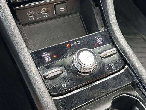 Used 2023 Jeep Grand Cherokee L Summit w/ High Altitude Package image 30