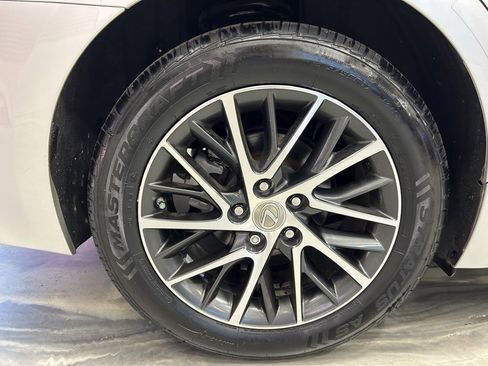 Used 2017 Lexus ES 350 350 w/ Luxury Package image 23