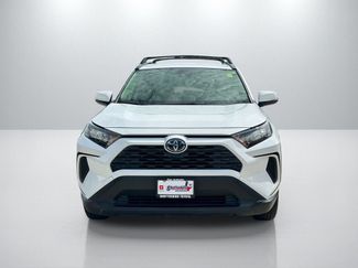 Used 2022 Toyota RAV4 LE AWD/4WD video 2