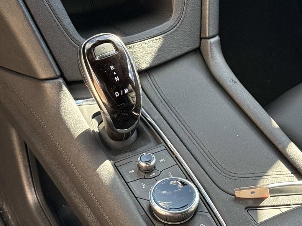 New 2025 Cadillac XT6 Luxury FWD image 23
