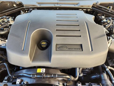 New 2026 Land Rover Defender 110 X-Dynamic SE image 20