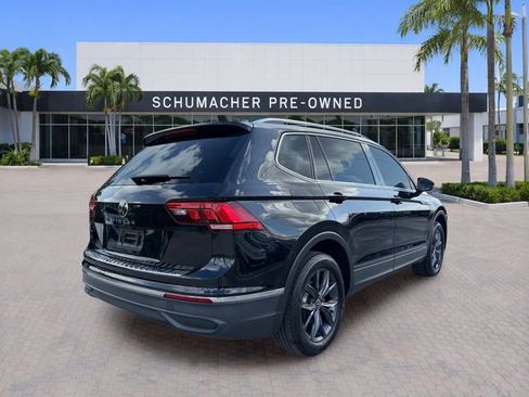 Certified 2023 Volkswagen Tiguan SE FWD image 7