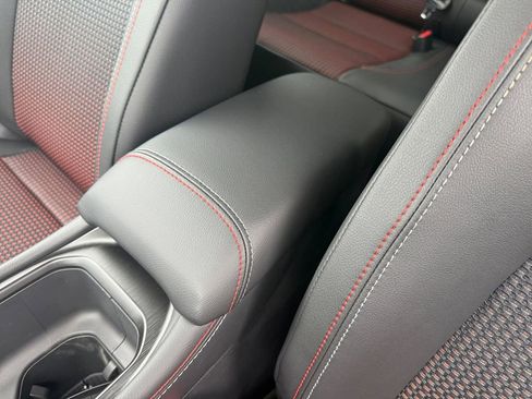 New 2026 Nissan Kicks SR image 23