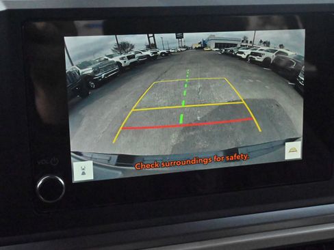 Used 2025 Toyota Tacoma SR5 image 13