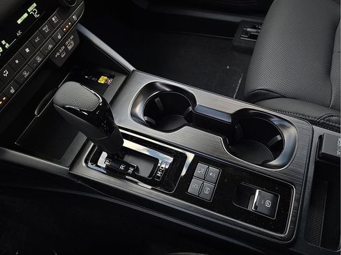 New 2026 Subaru Outback Touring XT image 22