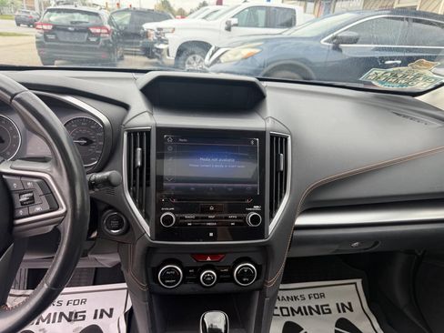 Used 2019 Subaru Crosstrek 2.0i Limited w/ Moonroof Package w/Navigation AWD/4WD image 26