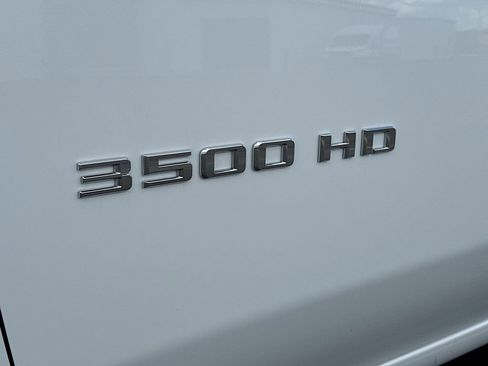 Used 2025 Chevrolet Silverado 3500 W/T AWD/4WD image 6