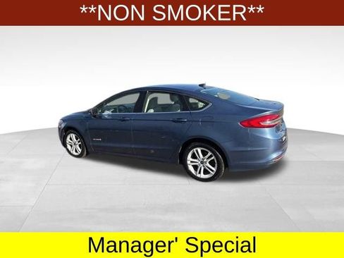 Used 2018 Ford Fusion S image 4