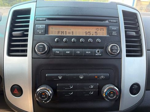 Used 2014 Nissan Xterra X AWD/4WD image 18