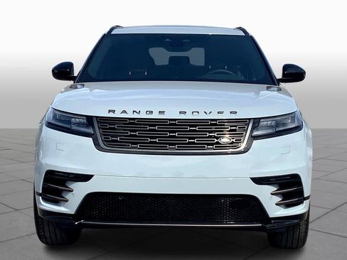 Used 2025 Land Rover Range Rover Velar Dynamic SE image 3