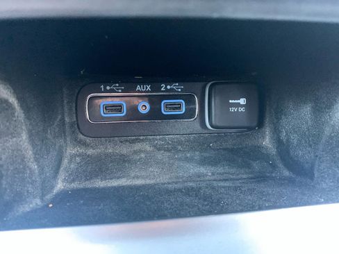 Used 2019 Jeep Grand Cherokee Limited image 15